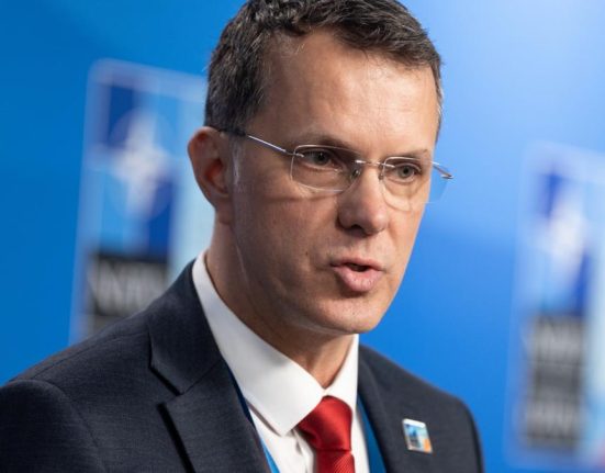 Ionutz Mostean despre inchiderea liceelor romanesti din Ucraina Nu se va intampla asta