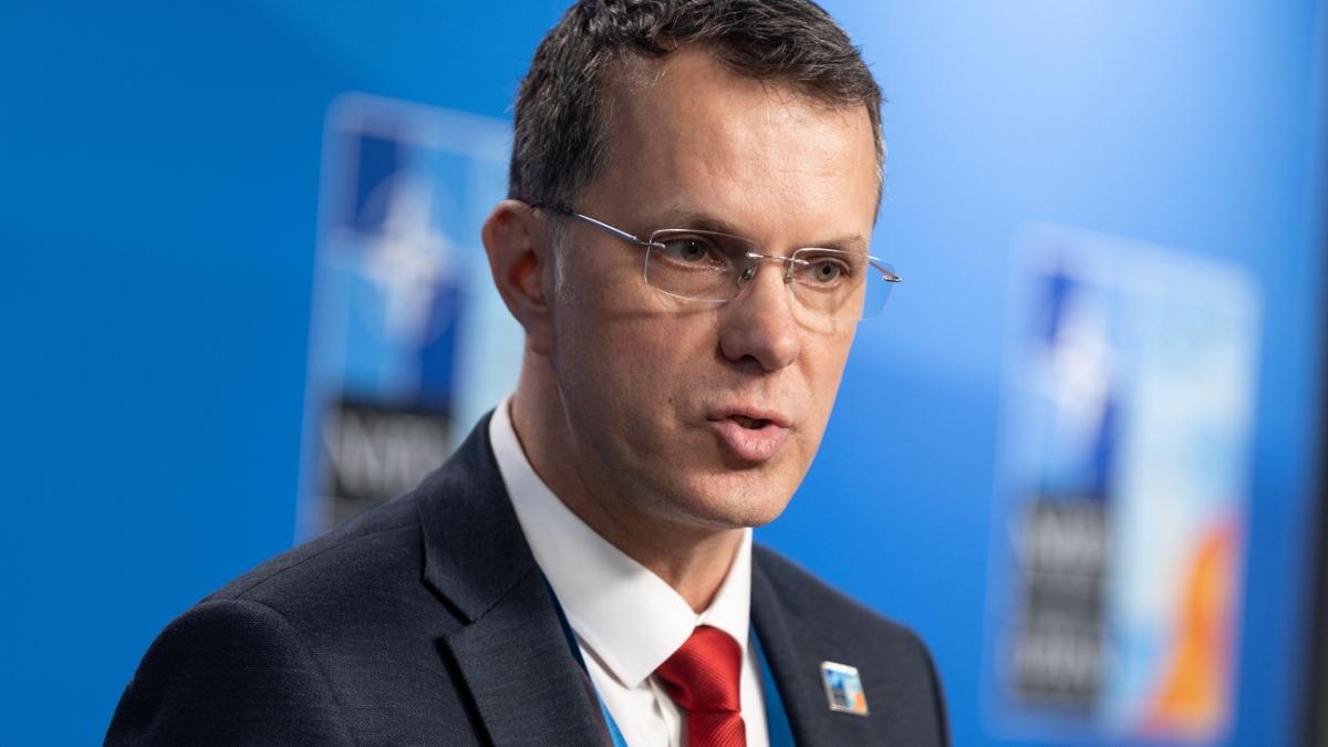 Ionutz Mostean despre inchiderea liceelor romanesti din Ucraina Nu se va intampla asta