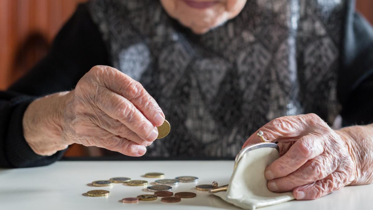 Ministrul Muncii anunta ajutorul pentru pensionarii cu venituri mici