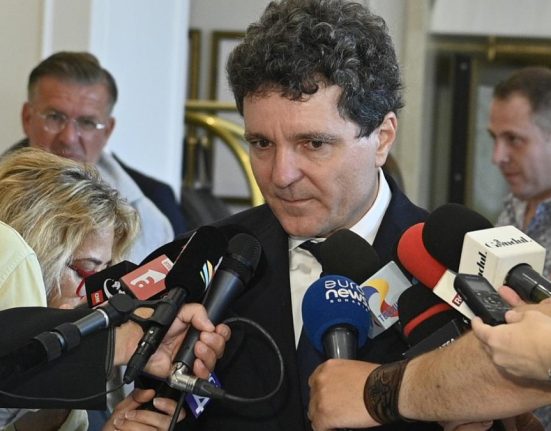 Nicustor Dan Infectiile si infrastructura veche pun in pericol bebelusii