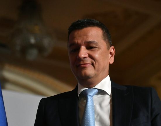 Sorin Grindeanu ameninta cu demiterea pe Ilie Bolojan