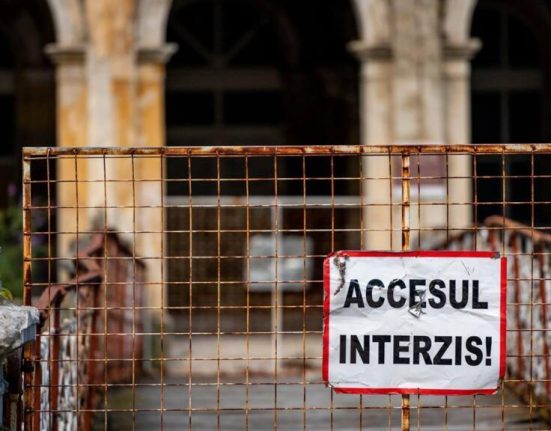 19 hoteluri si bai termale din Baile Herculane revin statului