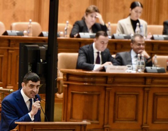 AUR va contesta la CCR numirea conducerii Televiziunii Publice