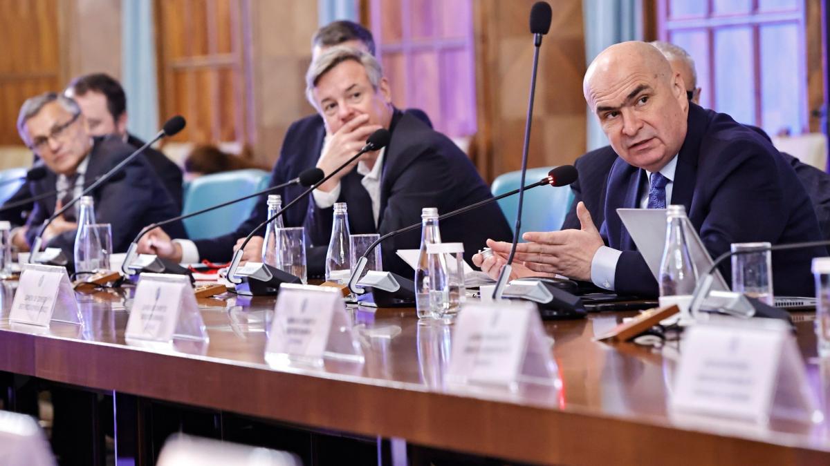 Bolojan anunţă simplificarea avizelor ISU şi de mediu 1 Bolojan anunta simplificarea avizelor ISU si de mediu