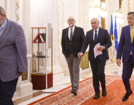 Coaliia a decis pensiile magistratilor Kelemen 70 din salariu