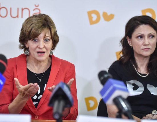 Declaratii suprinztoare ale co fondatoarei Daruieste viaa despre Oana Gheorghiu