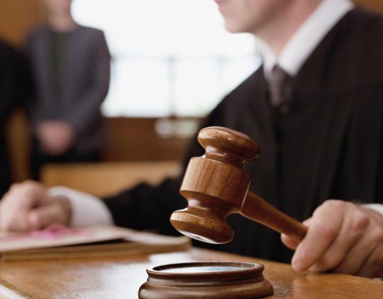Guvernul a aprobat buget pentru robele judecatorilor ICCJ