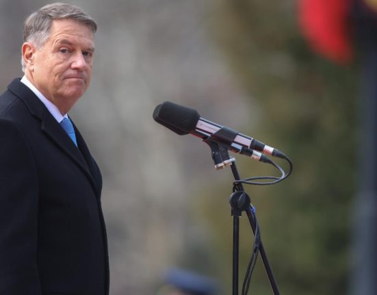 Klaus Iohannis ramane in atentia Fiscului dupa respingerea sechestrului pe case
