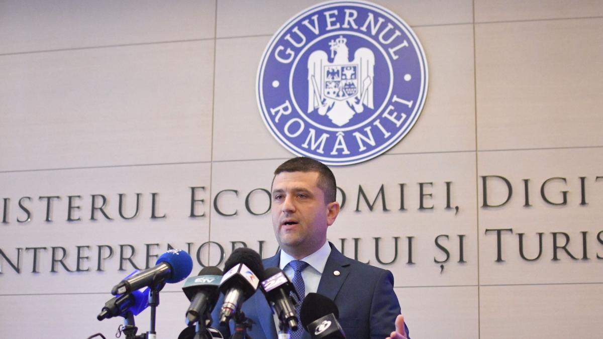 Ministrul Economiei avertizeaza Lukoil are o datorie