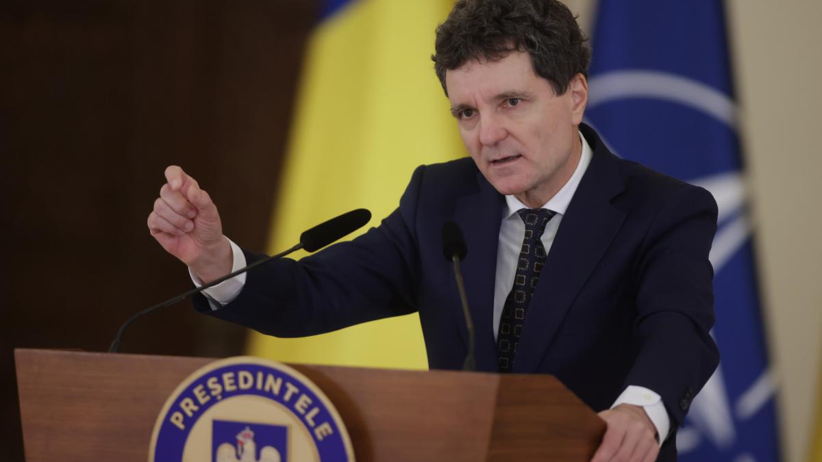 Nicusor Dan a promulgat legea pentru integritatea in institutii