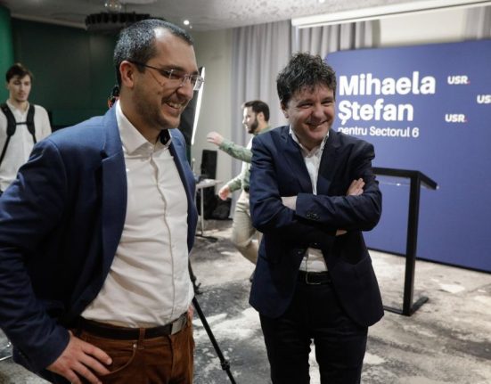 Nicusor Dan l a numit pe Vlad Voiculescu consilier
