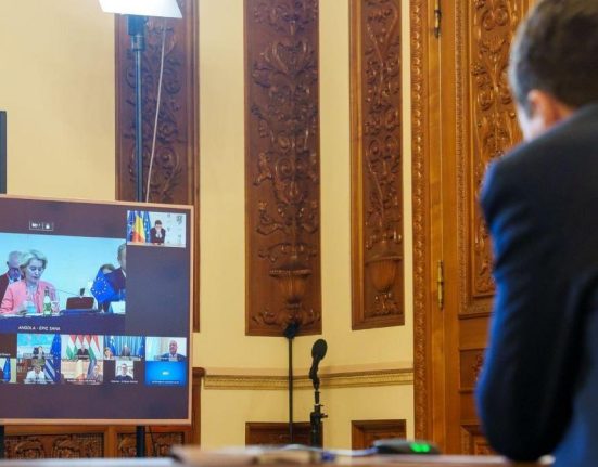 Nicuzor Dan a cerut liderilor UE sa includa Moldova si Romania in negocierile pentru Ucraina