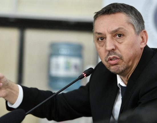 Proiectul Ministerului Educaiei cu 3 greseli gramaticale