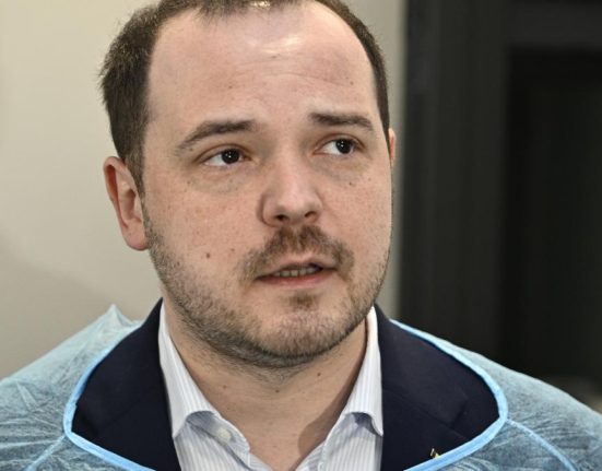 Rogobete Reactie la conferinta conspirat ionistilor despre sanatate