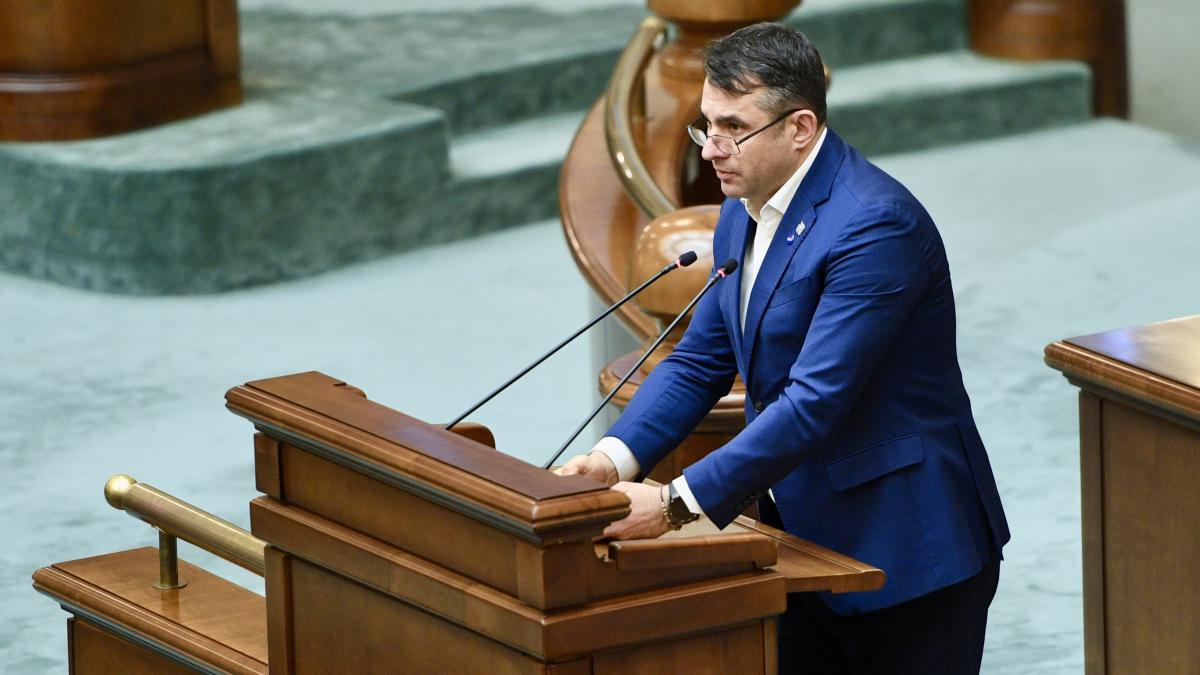 Va fi reduse suma forfetara pentru parlamentari