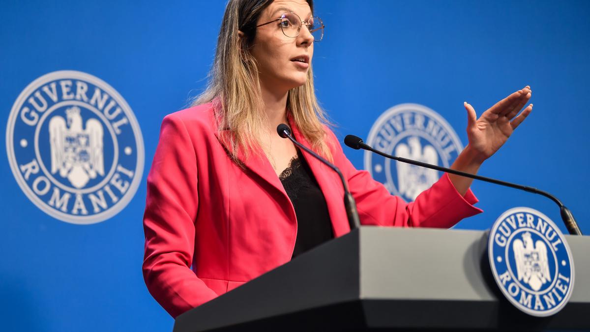Diana Buzoianu cere demisia directorilor Buzau si Prahova