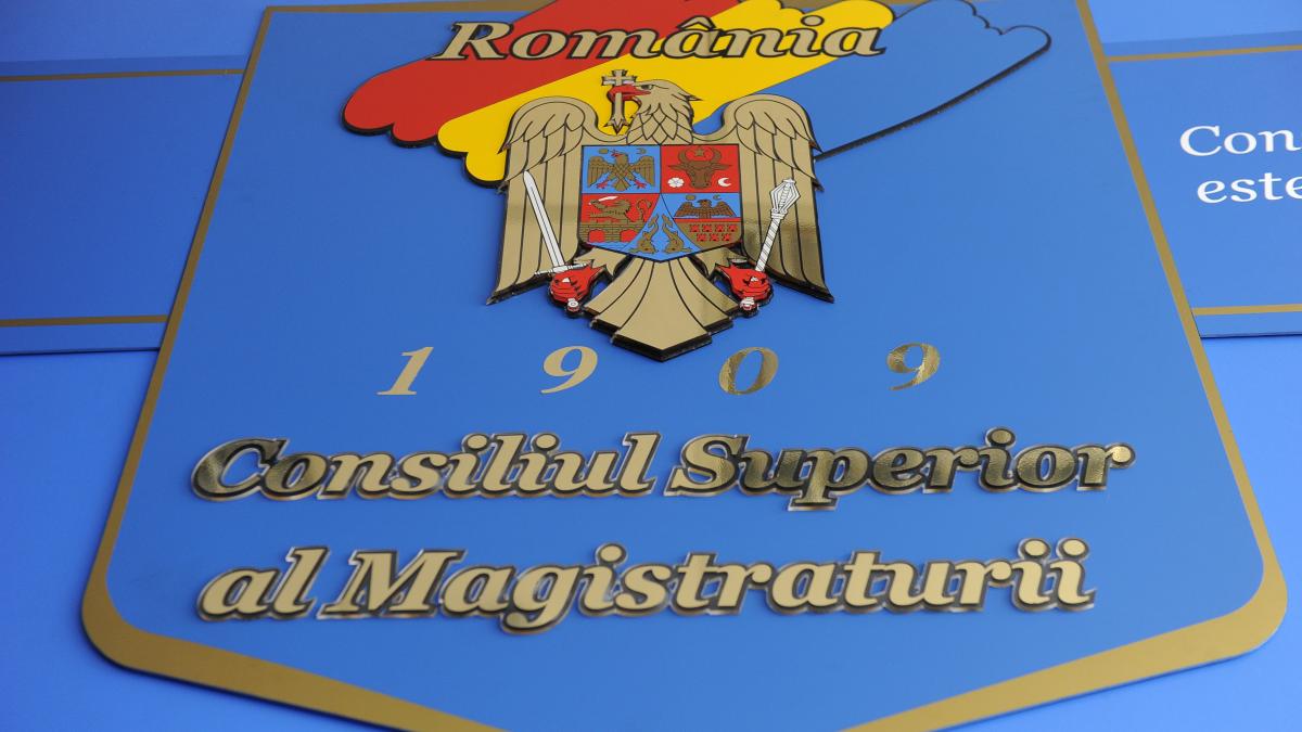 Fostul judecator Toni Neacsu Preedintele nu poate face referendum in Justitie