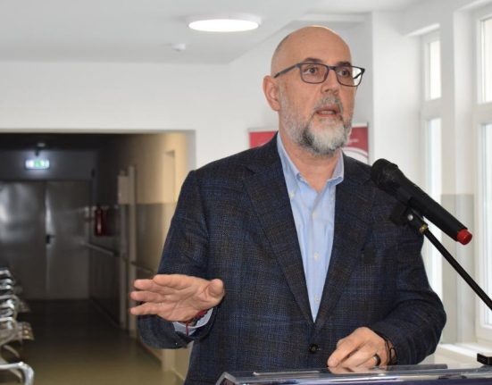 Kelemen Hunor anunta ca UDMR va vota impotriva