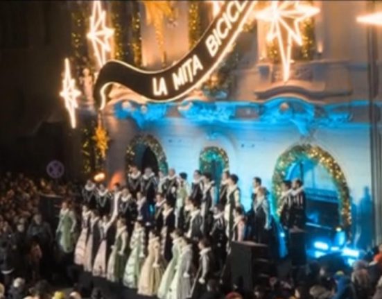 Mii de oameni au fost la concertul Corului Madrigal