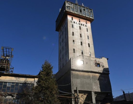 Peste 3 miliarde lei pentru inchiderea a patru mine