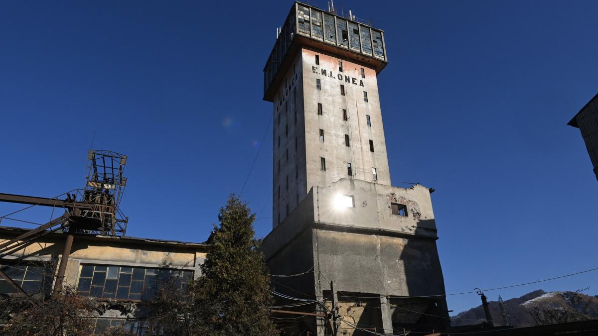 Peste 3 miliarde lei pentru inchiderea a patru mine