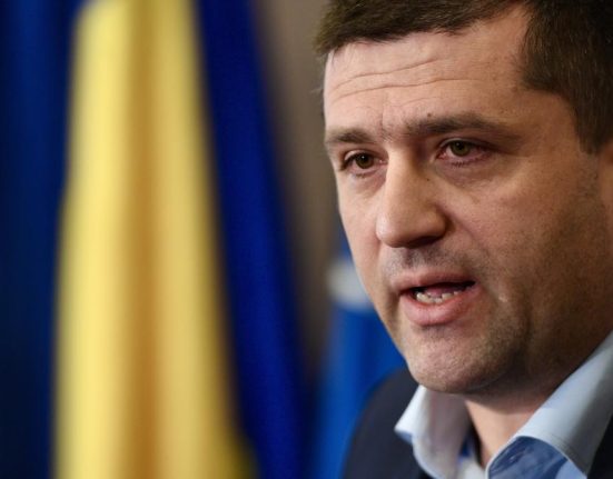 Radu Miruta USR nu poate fi dat afara din Guvern