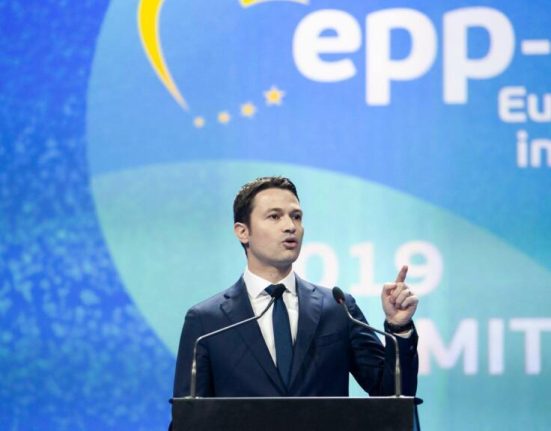 Robert Sighartau PNL Referendumul in justitie o idee binevenita