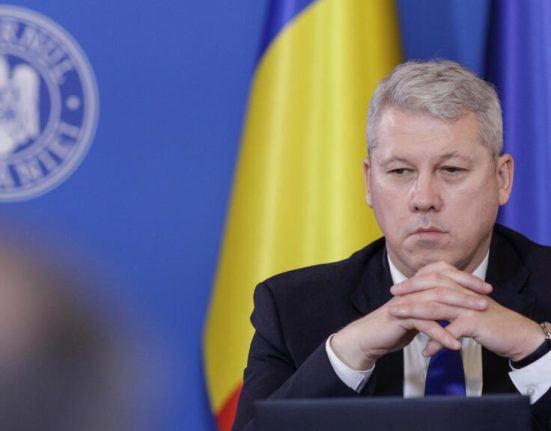 Sighiarta u Catalin Predoiu va oferi explicatii publice cand e nevoie