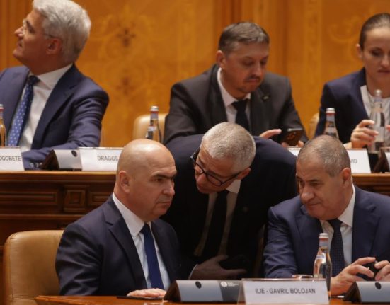 Bolojan afirma ca nu l va demite pe Radu Marinescu