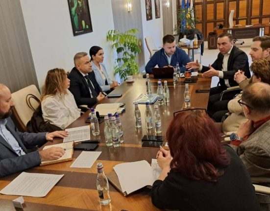Ciprian Ciucu despre caldura si apa calda in Bucuresti Sistemul va functiona dar in