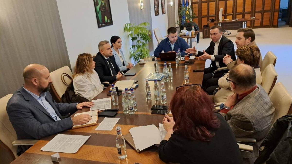 Ciprian Ciucu despre caldura si apa calda in Bucuresti Sistemul va functiona dar in