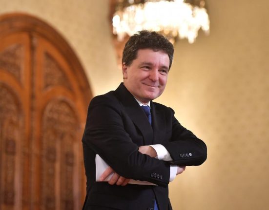 Nicuser Dan rade de suspendarea ceruta de AUR