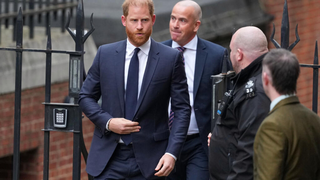 Printul Harry in disputa juridica cu Daily Mail procesul este o experienta groaznica