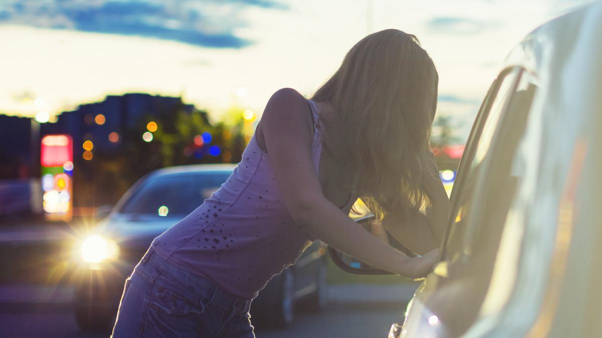 Un deputat PNL sustine legalizarea prostitutiei dar nu spune if
