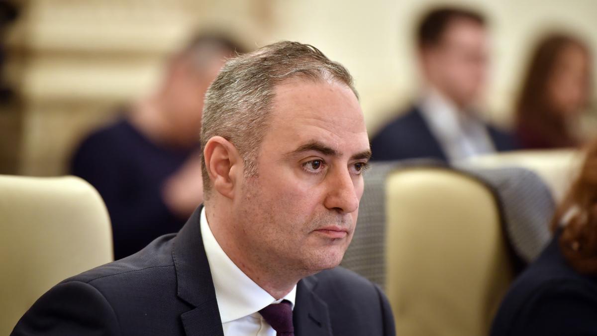 Alexandru Nazare nu sprijina reducerea accizei la combustibili Nu asigura scaderea pretului
