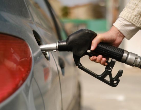 Bolojan Vom exporta benzina fara restrictii in perioada urmatoare Nu va fi nicio problema