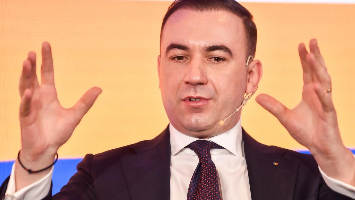 Ce afirmă Bogdan Ivan despre ieșirea PSD de la guvernare: „Să nu ne anticipăm. Decizia nu o ia... 1 Ce afirma Bogdan Ivan despre iesirea PSD de la guvernare Sa nu ne anticipam Decizia nu o ia