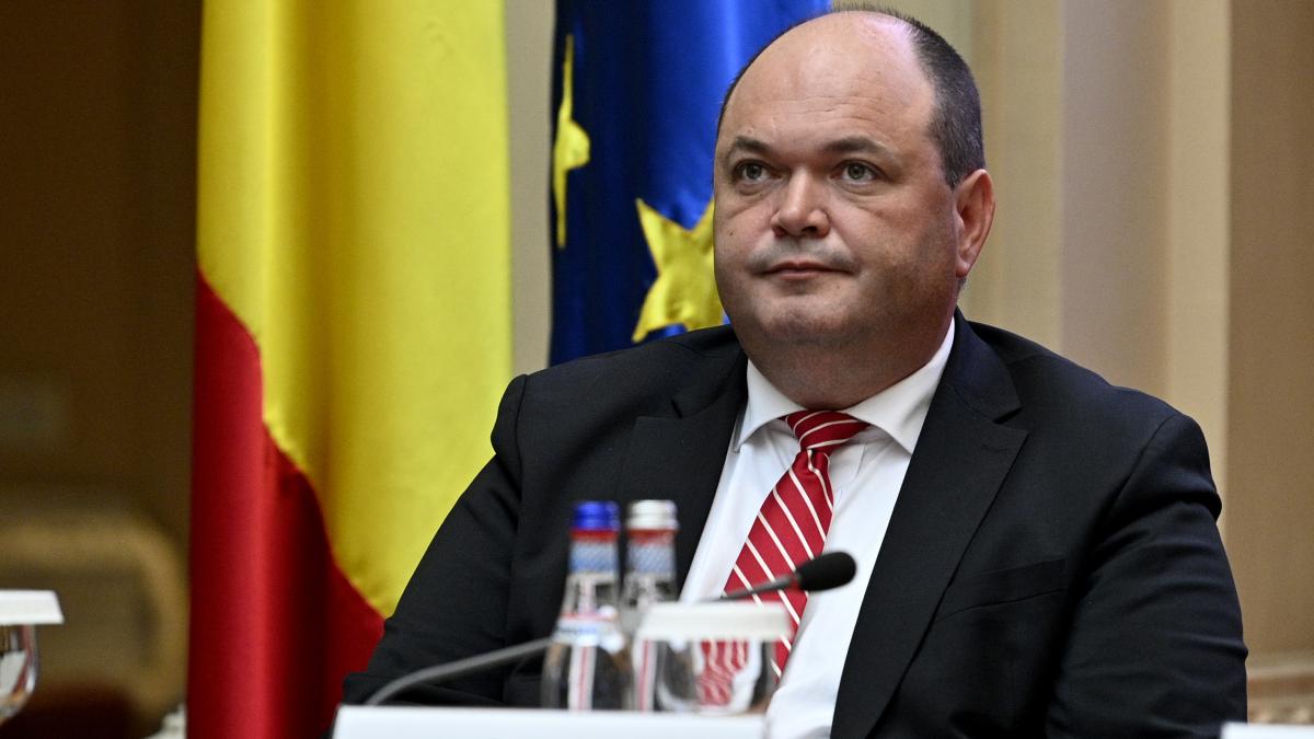 Consilierul lui Bolojan Statul roman nu dispune de fonduri pentru a interveni in reducerea pretului carburantilor
