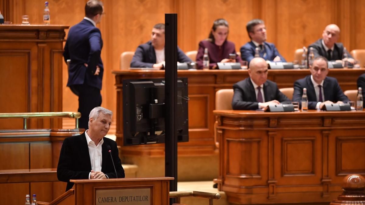 Daniel Zamfir Diana Buzoianu trebuie sa plece posibil impreuna cu premierul Ilie Bolojan