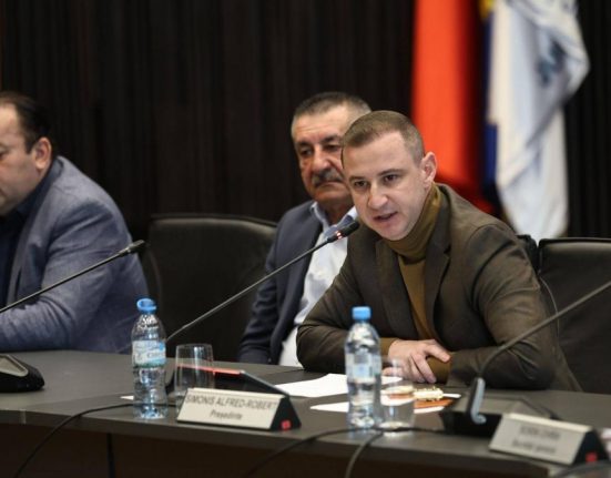 Doua comune din Timis se vor fuziona Consiliul Judecean va oferi stimulente financiare Simionis