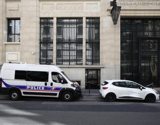 Franta Masuri sporite dupa un atentat dejucat la sediul din Paris al Bank of America