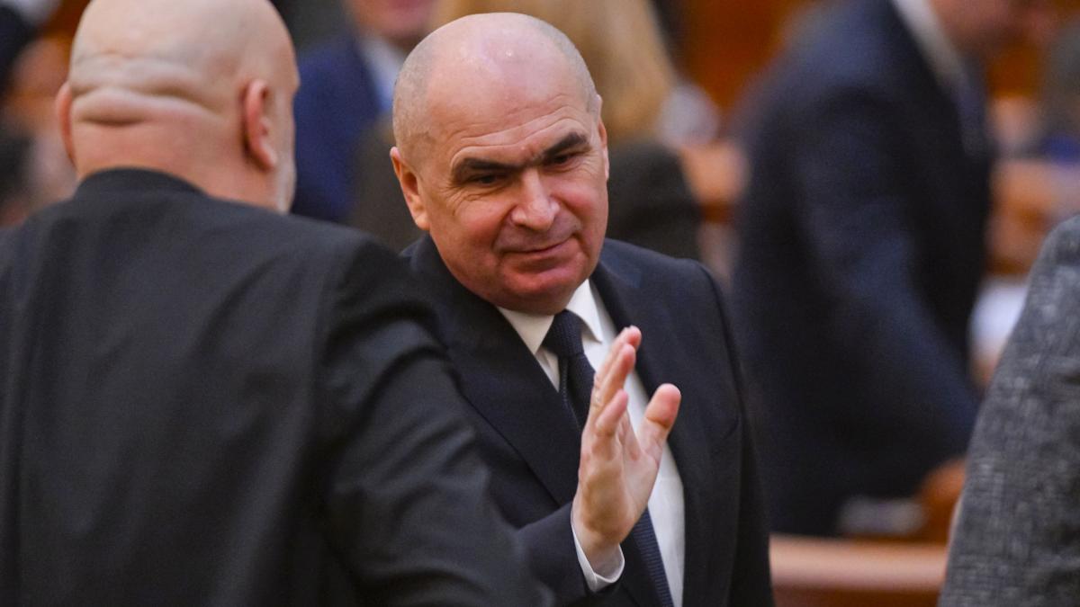 Guvernul ar putea subventiona pretul combustibilului afirma consilierul lui Bolojan Sumele incasate in plus