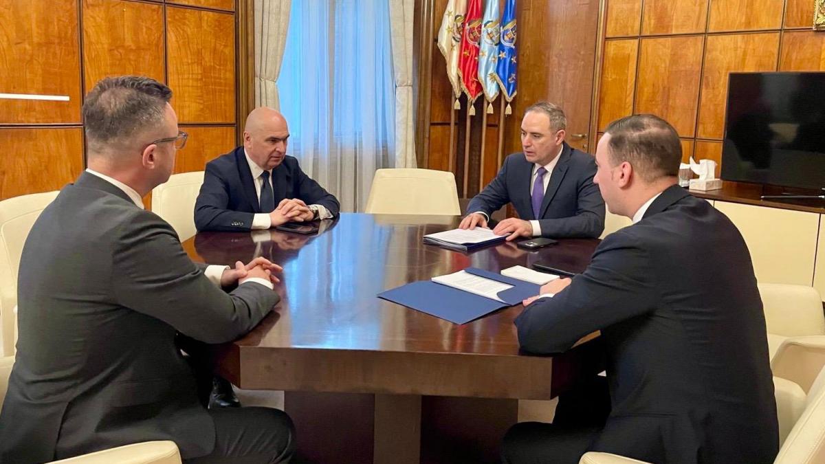 Ilie Bolojan respinge limitarea preturilor la carburanti refuz sa ofer solutii populiste