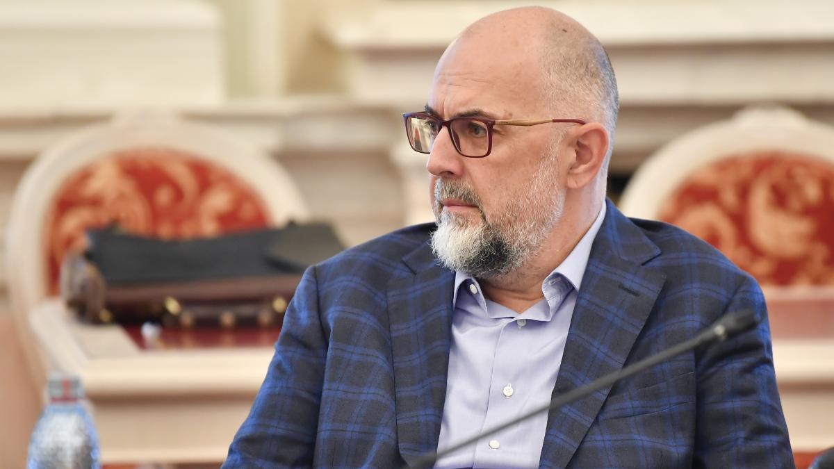 Kelemen Hunor Daca pretul benzinei si al motorinei depaseste constant 10 lei pe litru atunci