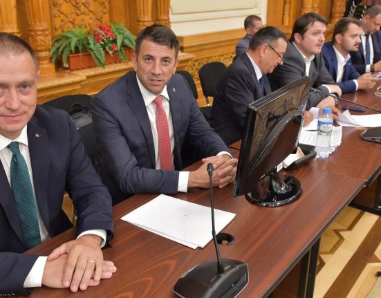 Mihai Fifor Nu inteleg ce nu este clara pentru Ilie Bolojan Fara masurile de solidaritate propuse