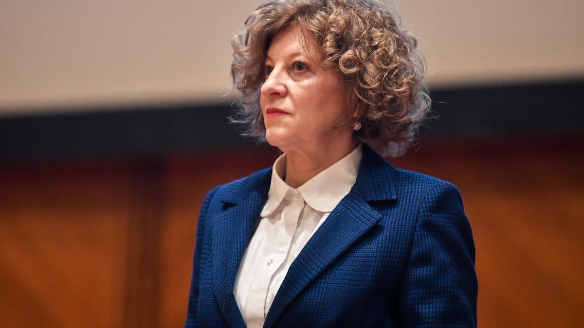 Oana Gheorghiu: România nu este încă un lider în domeniul digital. Cloud-ul guvernamental va înlocui sistemele IT... 1 Oana Gheorghiu Romania nu este inca un lider in domeniul digital Cloudul guvernamental va inlocui sistemele IT