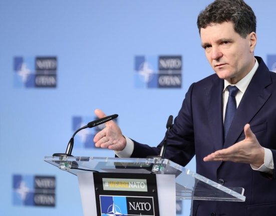 Presedintele Nicusor Dan va fi primit vineri de Regele Philippe al Belgiei