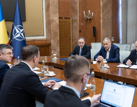 Sedinta de urgenta la Guvern Coalitia analizeaza masuri noi pentru pretul carburanilor Surse