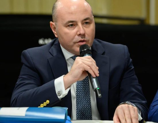 Un lider PNL il critica pe Grindeanu Declaratiile legate de retragerea ministerilor sunt un act de