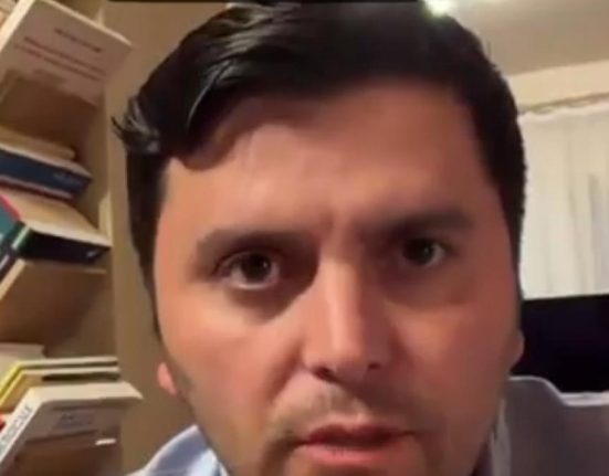 Vicepresedintele Camerei Deputilor afirma ca Toiu nu i a raspuns la telefon in timpul sederii sale in Dubai